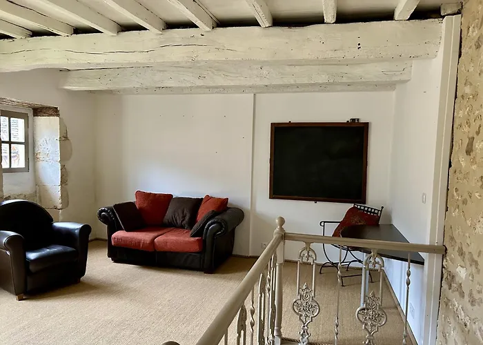 Maison En Pierre Dans Un Petit Village De Dordogne Feriehus *
